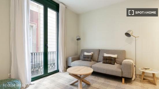 Apartamento de 1 dormitorio en el centro de Barcelona - BARCELONA