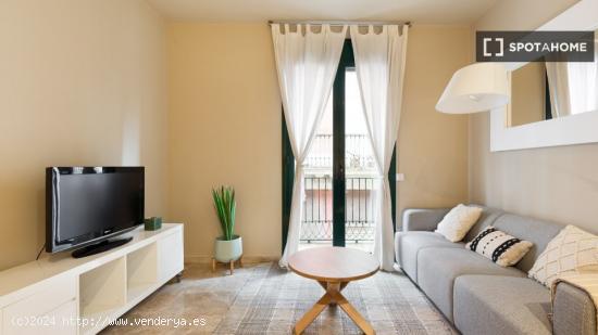 Piso de 2 habitaciones en el centro de Barcelona - BARCELONA