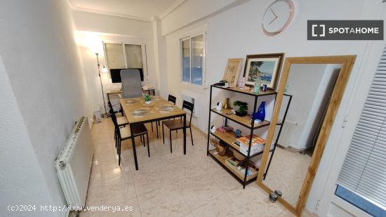 Apartamento completo de 2 dormitorios en Alicante (Alacant) - ALICANTE