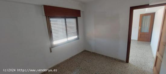 Se Vende en Guadix - GRANADA