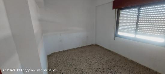 Se Vende en Guadix - GRANADA