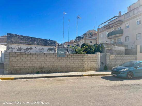 CONTRUYE LA CASA DE TUS SUEÑOS JUNTO A LA PLAYA DE LAS PILETAS - CADIZ