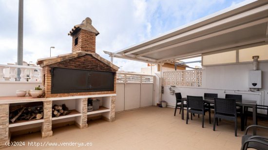 Chalet en venta en Torrevieja (Alicante)