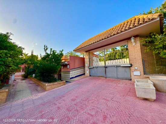 Villa en venta en Alfaz del Pi (Alicante)