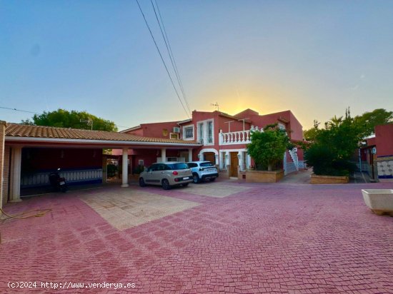 Villa en venta en Alfaz del Pi (Alicante)