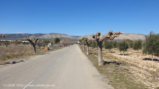 Se Vende en Beneixama - ALICANTE