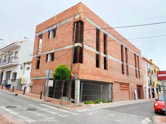 Edificio en venta en construcción en Benalmádena (Málaga)