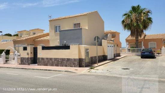  Se Vende en Rojales - ALICANTE 