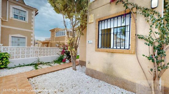 Se Vende en San Miguel de Salinas - ALICANTE