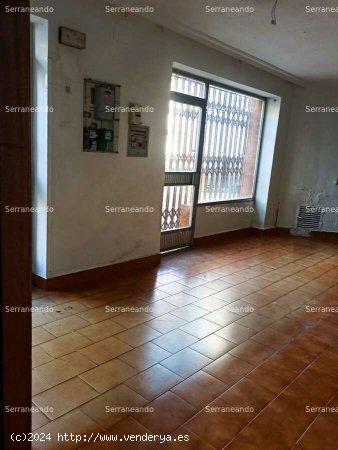 LOCAL COMERCIAL EN VENTA EN CORTEGANA (HUELVA) ESPAÑA. - Cortegana