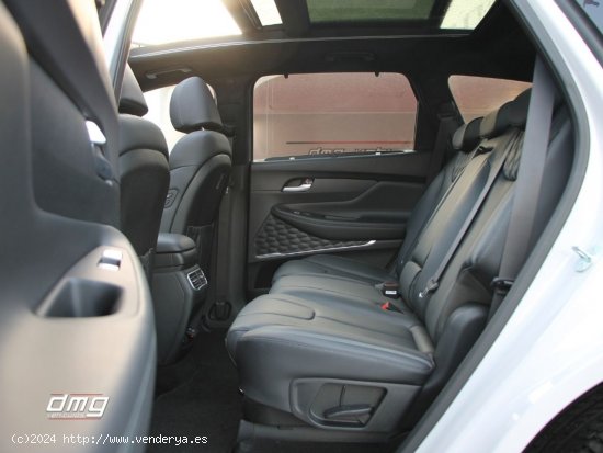 Hyundai Santa Fe 1.6 TGDi PHEV Style Auto 4x4 265Cv 7 plazas - Rubí