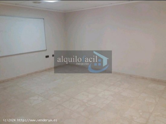 SE VENDE O ALQUILA CON OPCION A COMPRA ENTREPLANTA/TINTE/ 86 METROS/90000€