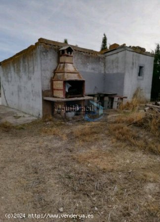 SE VENDE PARCELA RUSTICA EN CASICA OREA EN CARRETERA DE JAEN KM 5 / 2800 METROS/ PEQUEÑA CASA/ 8000