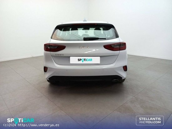 Kia Ceed  1.0 T-GDi 74kW (100CV) Drive - Sevilla