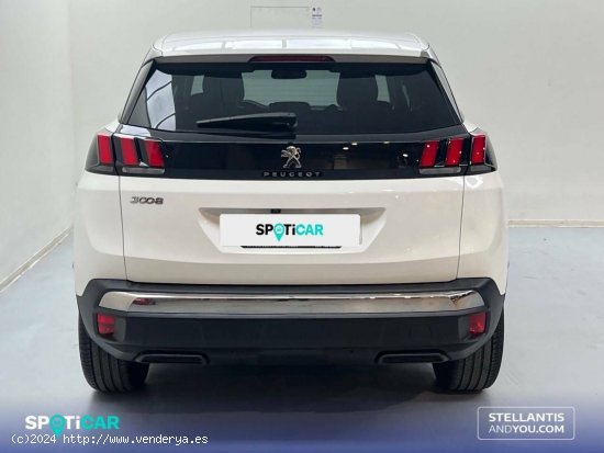 Peugeot 3008  1.2 PureTech 96KW (130CV) S&S Allure - Sevilla