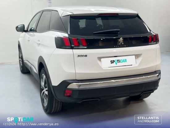 Peugeot 3008  1.2 PureTech 96KW (130CV) S&S Allure - Sevilla