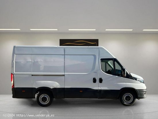 Iveco Daily 35S16 2.3 156cv L2H2 - Vilassar de Dalt