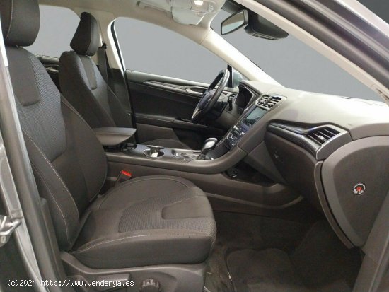 Ford Mondeo 1.5 EcoBoost 121kW PowerShift Titanium - 