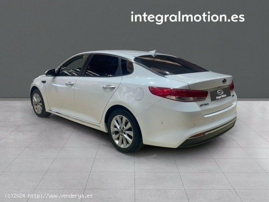 Kia Optima 1.7 CRDi VGT Drive Eco-Dynamics - 