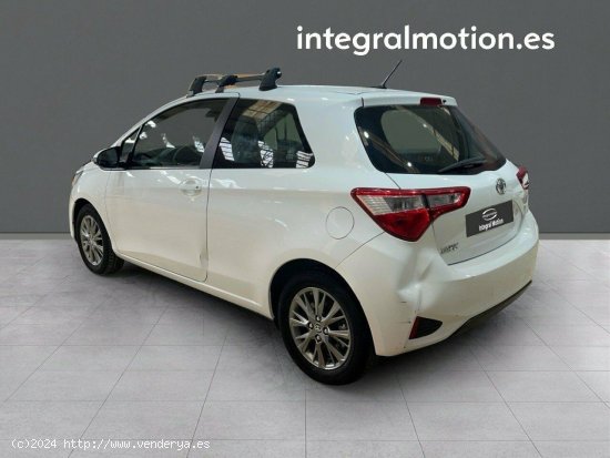 Toyota Yaris MY-20 72CV - 