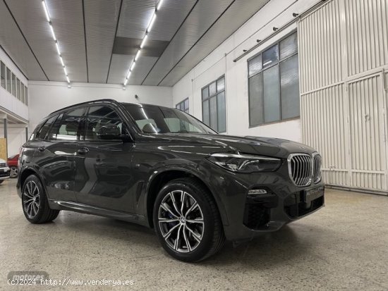 BMW X5 XDRIVE 45e PAQUETE M + TECHO PANORAMICO de 2021 con 117.741 Km por 57.990 EUR. en Barcelona