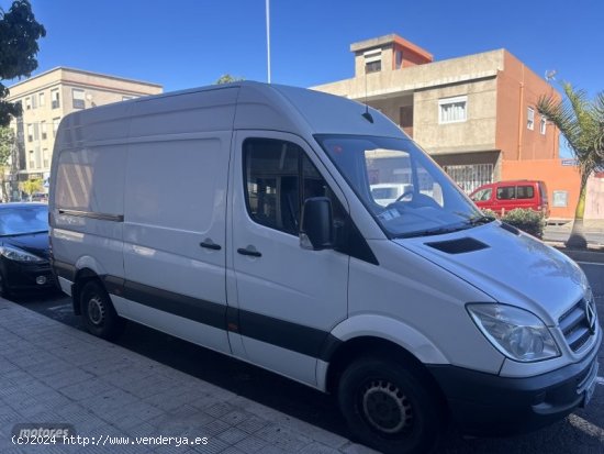 Mercedes Sprinter SPRINTER de 2012 con 168.000 Km por 16.500 EUR. en Tenerife