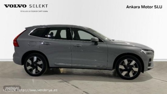 Volvo XC 60 XC60 Recharge Core, T6 plug-in hybrid eAWD, Electrico/Gasolina, Bright de 2023 con 11 Km