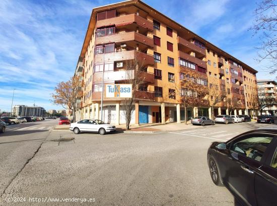 Local comercial en Bruto,   facilidades   para la Obra - CACERES