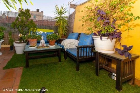 BONITO Y ACOGEDOR ATICO CON UNA IMPRESIONANTE TERRAZA - BADAJOZ