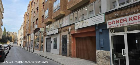  DOS PLAZAS DE GARAJE EN ZONA CENTRO - BADAJOZ 