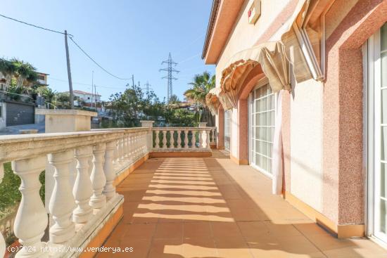 CHALET  - SANT BOI DE LLOBREGAT - MARIANAO - BARCELONA