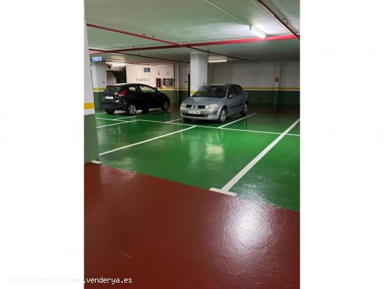 Parking en venta en Calle Calderon - BARCELONA