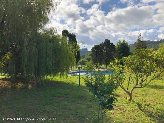 CASA CON TERRENO EN RUBIANES - PONTEVEDRA