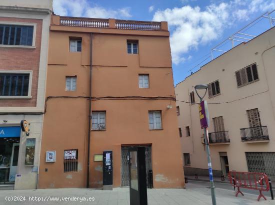 Casa de pueblo en venta en calle Raval, 2 - BARCELONA