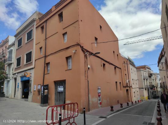 Casa de pueblo en venta en calle Raval, 2 - BARCELONA