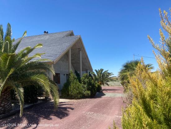 CHALET NUEVO PARA TERMINAR EN CAZALLA - MURCIA