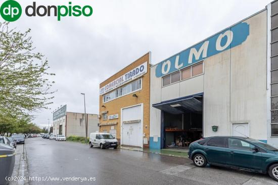 EN VENTA  NAVE INDUSTRIAL (ATARFE-GRANADA) - GRANADA