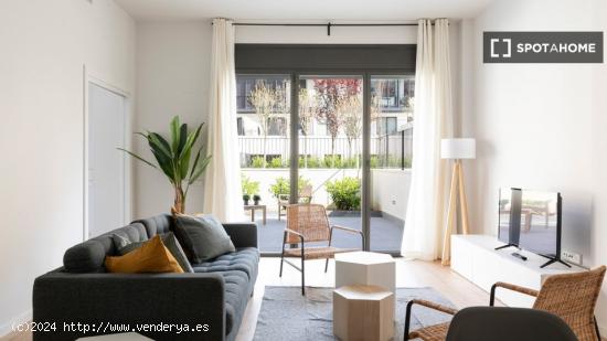 Moderno apartamento amueblado y equipado a un paso del metro en Poblenou - BARCELONA