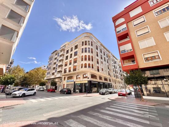  VIVIENDA DE LUJO EN EL CENTRO DE ORIHUELA, SEMI-AMUEBLADA, CON GARAJE  OPCIONAL… ¡VISITELA YA!! - 