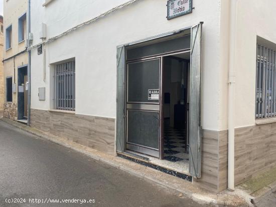 BAR EN FUENTES CLARAS EN ALQUILER - TERUEL