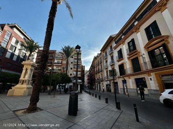 BAJO COMERCIAL EN SANTA EULALIA - MURCIA