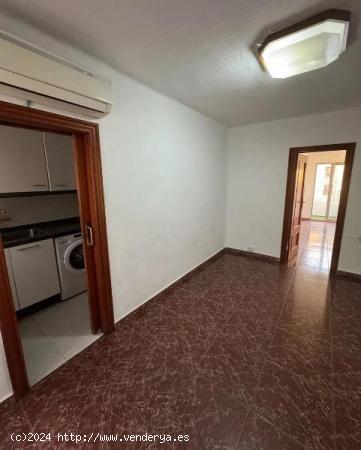 Piso de 3 habitaciones en el centro de Valencia en zona Arrancapins - VALENCIA