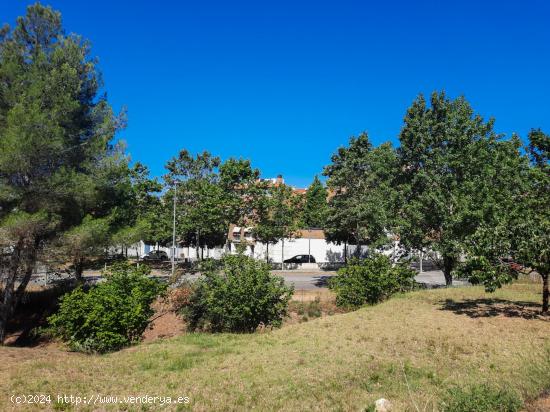 Terreno urbanizable de ensueño en la Zona dels Fruiters,  Castellar del Vallès. Oportunidad única