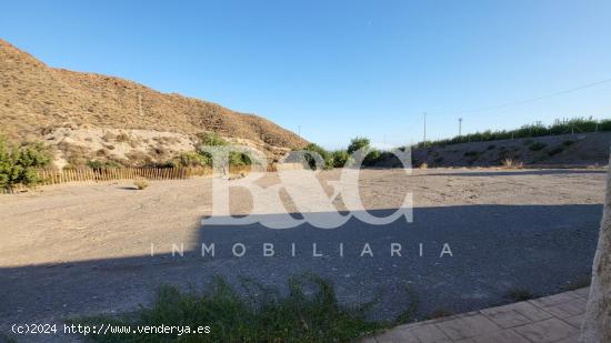 CORTIJO EN LAS PALOMAS - MURCIA