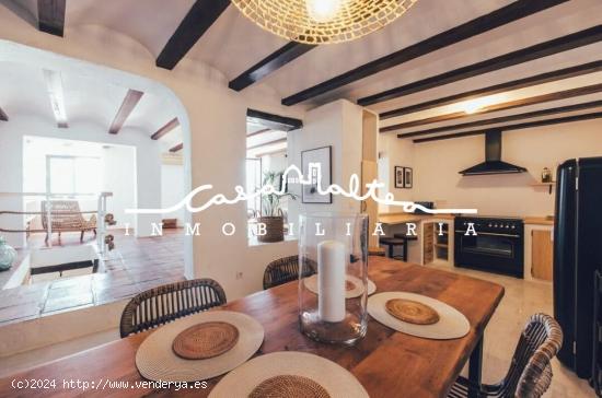  Venta de Casa de pueblo LLENO DE ENCANTO - ALICANTE 