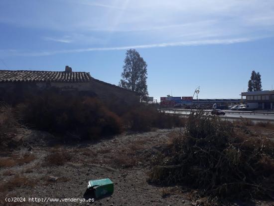 TERRENO EN LA ENTRADA DE AGUILAS - MURCIA