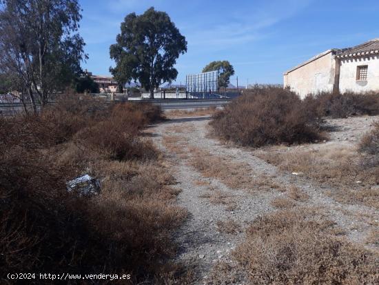 TERRENO EN LA ENTRADA DE AGUILAS - MURCIA