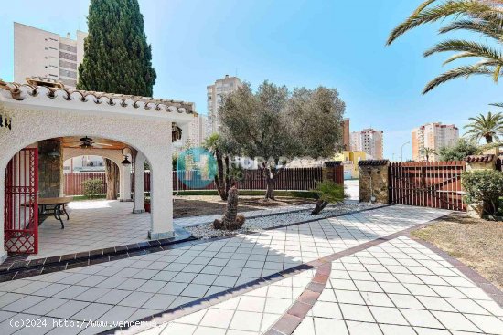 Villa en venta en Orihuela (Alicante)