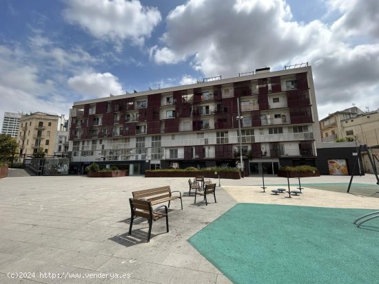 Plaza de aparcamiento en venta  en Barcelona - Barcelona