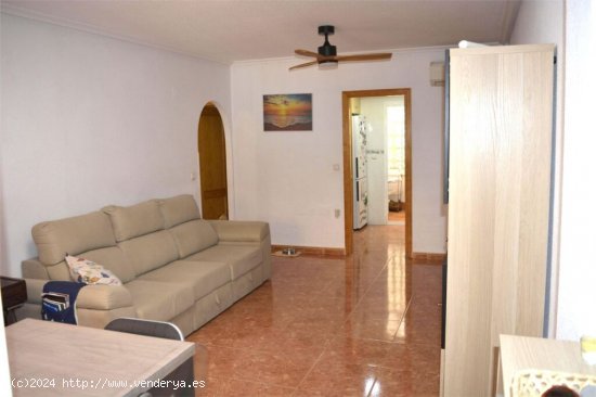 Venta de apartment en Arenales del sol, de 70m2 con 2 dormitorios y 1 baño con plaza de garaje